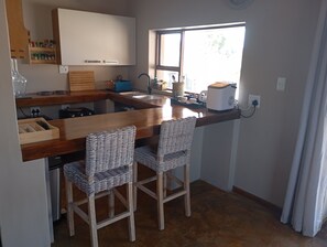 Private kitchen - Rocky Sands - Klein Karoo R62 (Plathuis)