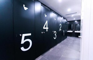 Shower, free toiletries, hair dryer, towels - Chengdu Desti Youth Park Hostel Chunxi Road (Chengdu)