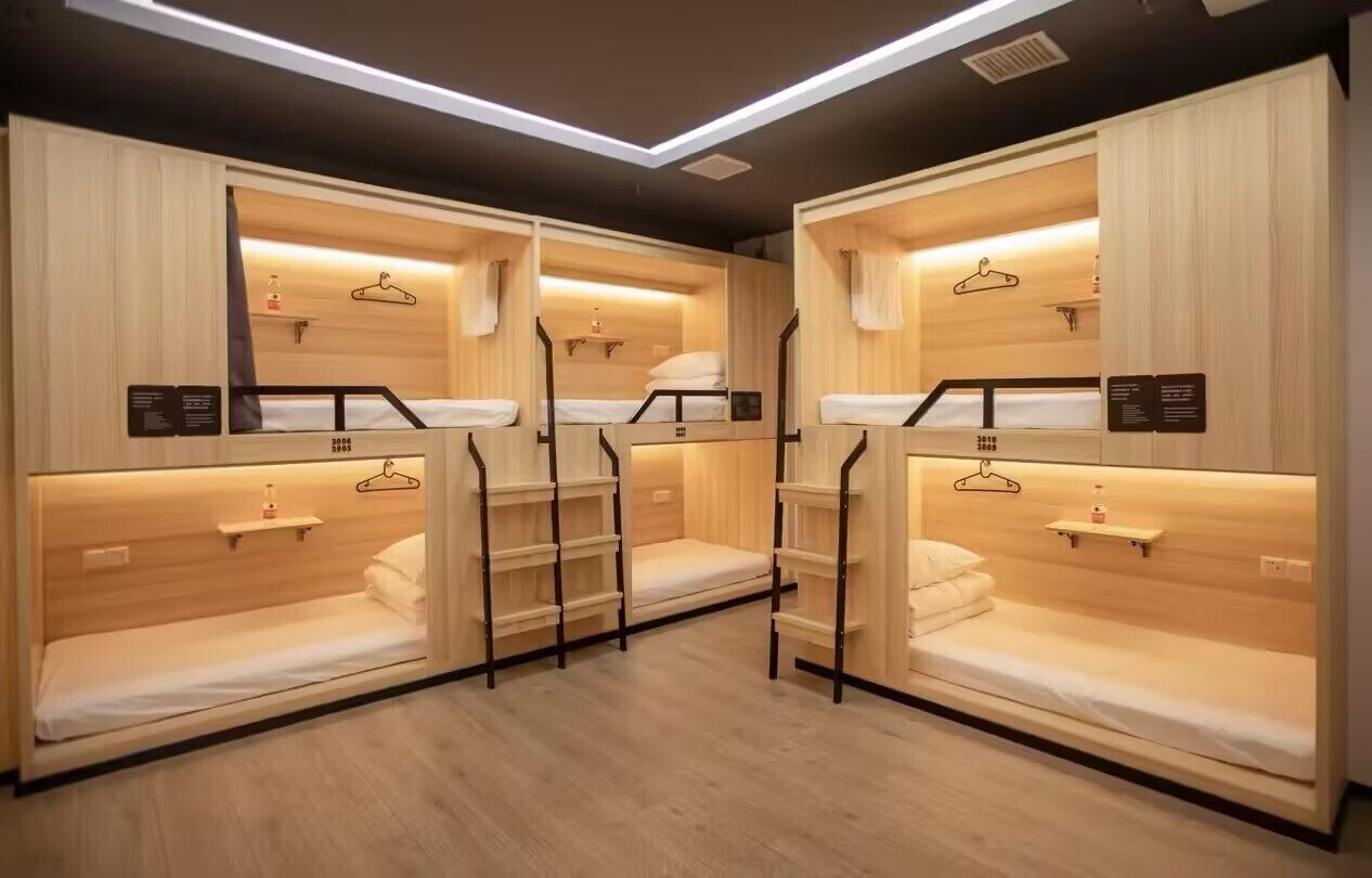 免费 WiFi、床单