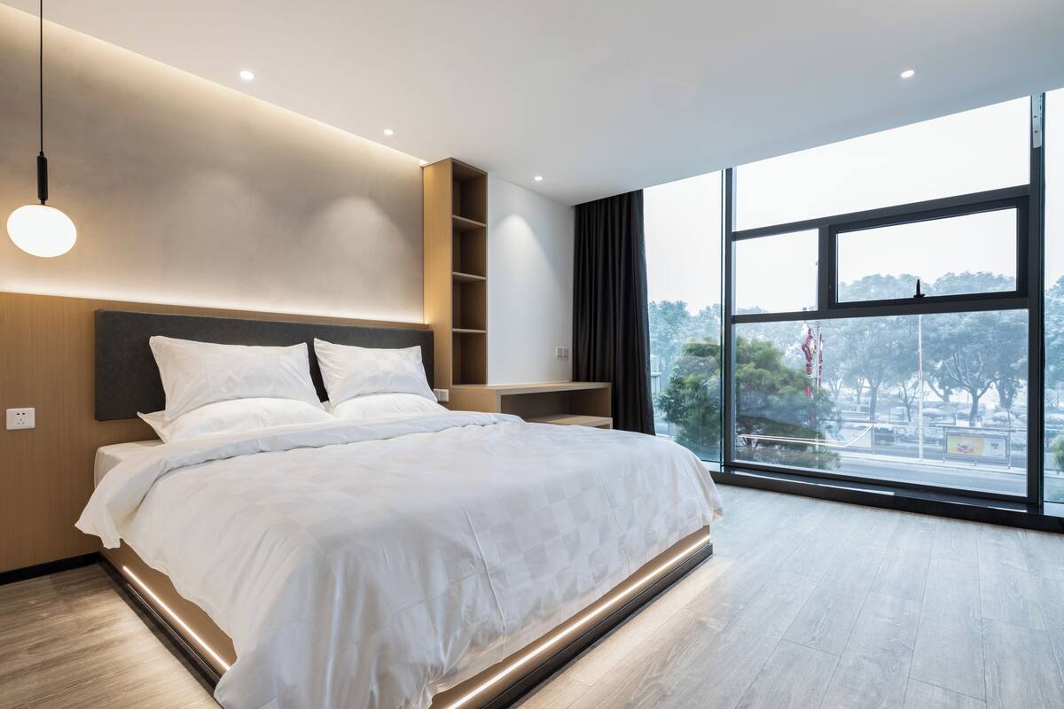 Wifi gratis y ropa de cama