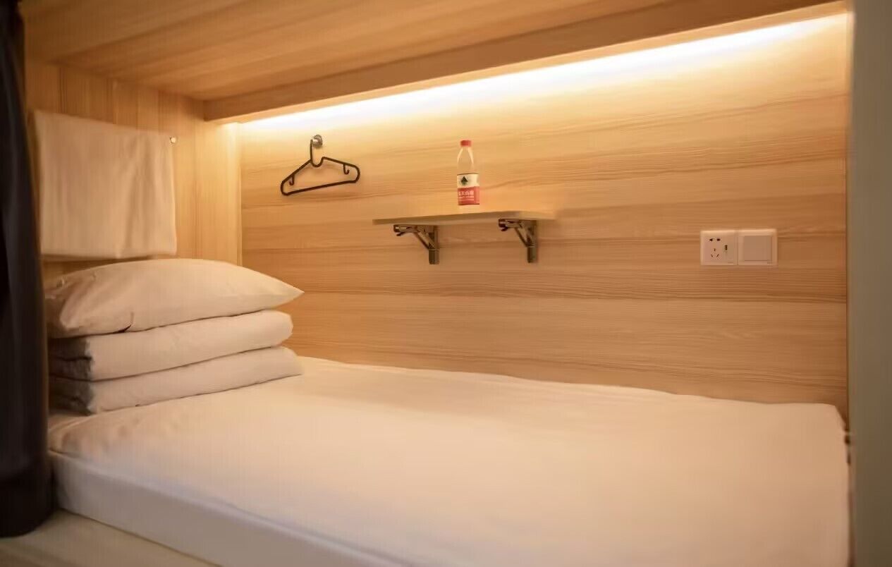 免费 WiFi、床单