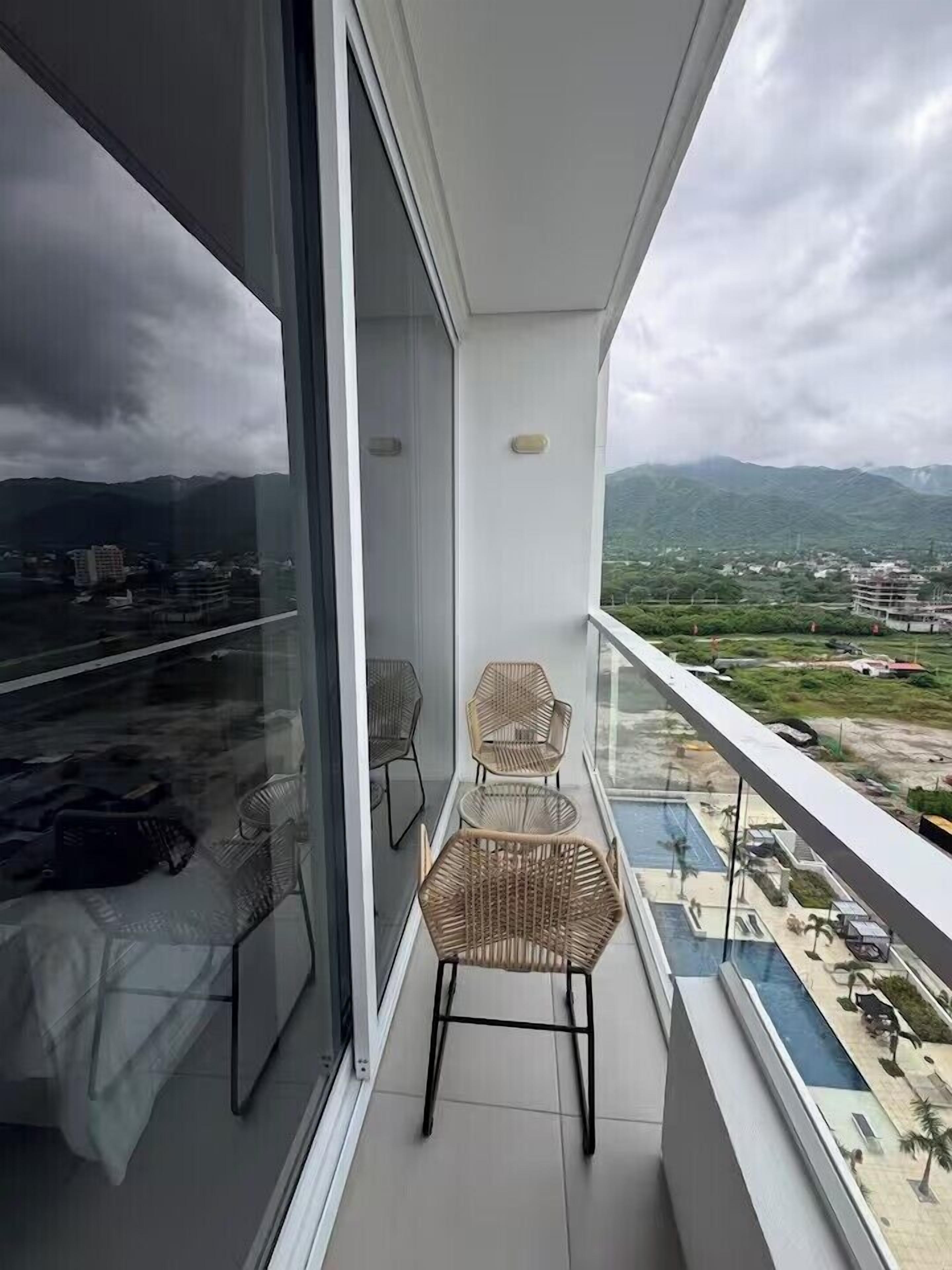 Deluxe Studio, Balcony, Sea View | Balcony