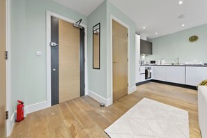 Interior - Modern, Quiet & Cozy Flat in Central Chelmsford - F7 (Chelmsford)