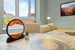 Free WiFi, bed sheets - Modern, Quiet & Cozy Flat in Central Chelmsford - F7 (Chelmsford)