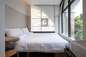 Rom – comfort, byutsikt | Wi-fi (inkludert)