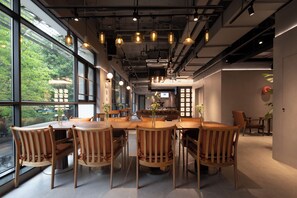 Lobby - Guangzhou Desti Youth Hostel - Rainbow Bridge Metro Station  (Guangzhou)