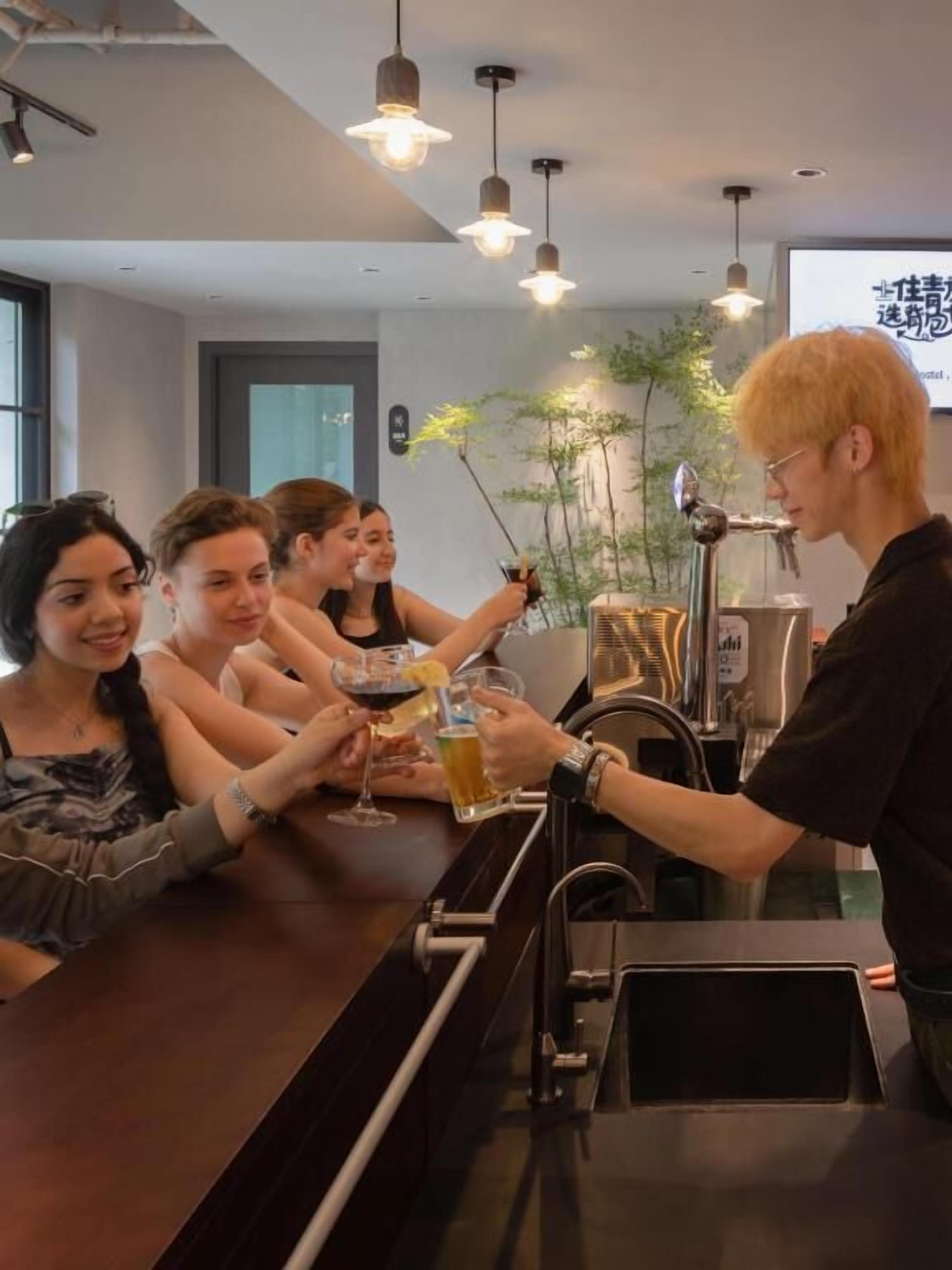 Bar (en la propiedad)