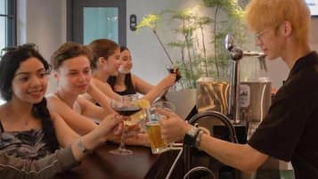 Bar (en la propiedad)