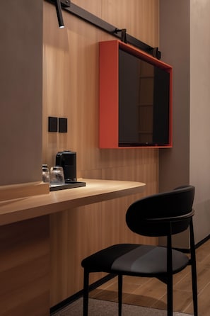 Double Bed Room | Down comforters, soundproofing, bed sheets - Xiamen Desti Youth Park Hostel Zhongshan Road (Xiamen)