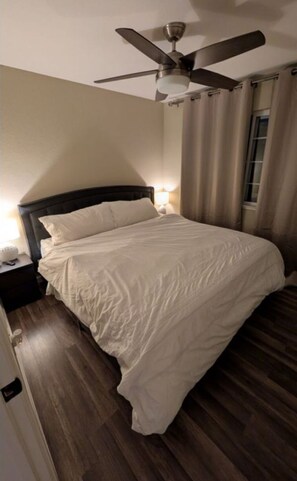 Iron/ironing board, WiFi, bed sheets - Bright and Spacious Family Home in the South San Jose Bay Area (San Jose)