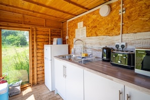 Fridge, microwave - Cowslip - Blanca’s Bell Tents in Norfolk (Ringstead)
