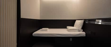 Literie de qualité supérieure, rideaux occultants, Wi-Fi gratuit