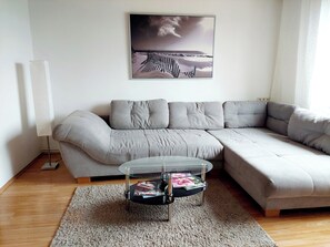 Living area - GÄSTEHAUS GRAZ ZENTRAL (8 persons) (Graz)