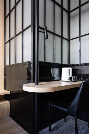 Quarto casal luxo, 1 cama King | Wi-Fi de cortesia