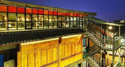 Lijiang Desti Youth Park Hostel