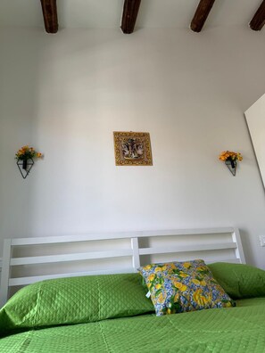 Iron/ironing board, free WiFi, bed sheets - Corte Panormus, in the heart of Palermo (Palermo)