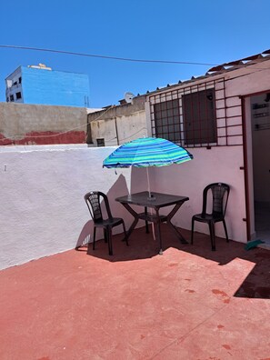 Outdoor dining - Accommodation abdel (Larache)