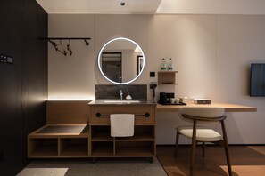 Kahden hengen comfort-huone, kaupunkinäköala | Ilmainen Wi-Fi