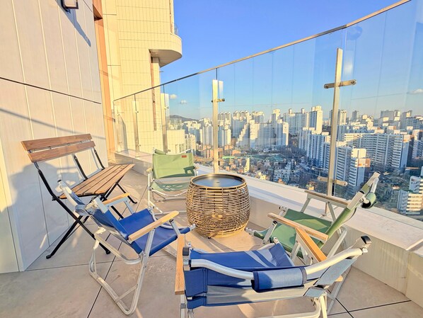 Property grounds - High-floor luxury loft with a private terrace and panoramic Han River view (Seoul)