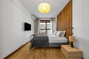 Fer et planche à repasser, Wi-Fi, draps fournis