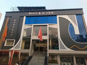 Exterior - Hotel RD Inn (Shahganj)