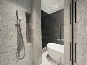 Slippers - SCARLETZ SUITES KLCC BY LLP (Kuala Lumpur)