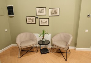 บริเวณนั่งเล่นที่ล็อบบี้