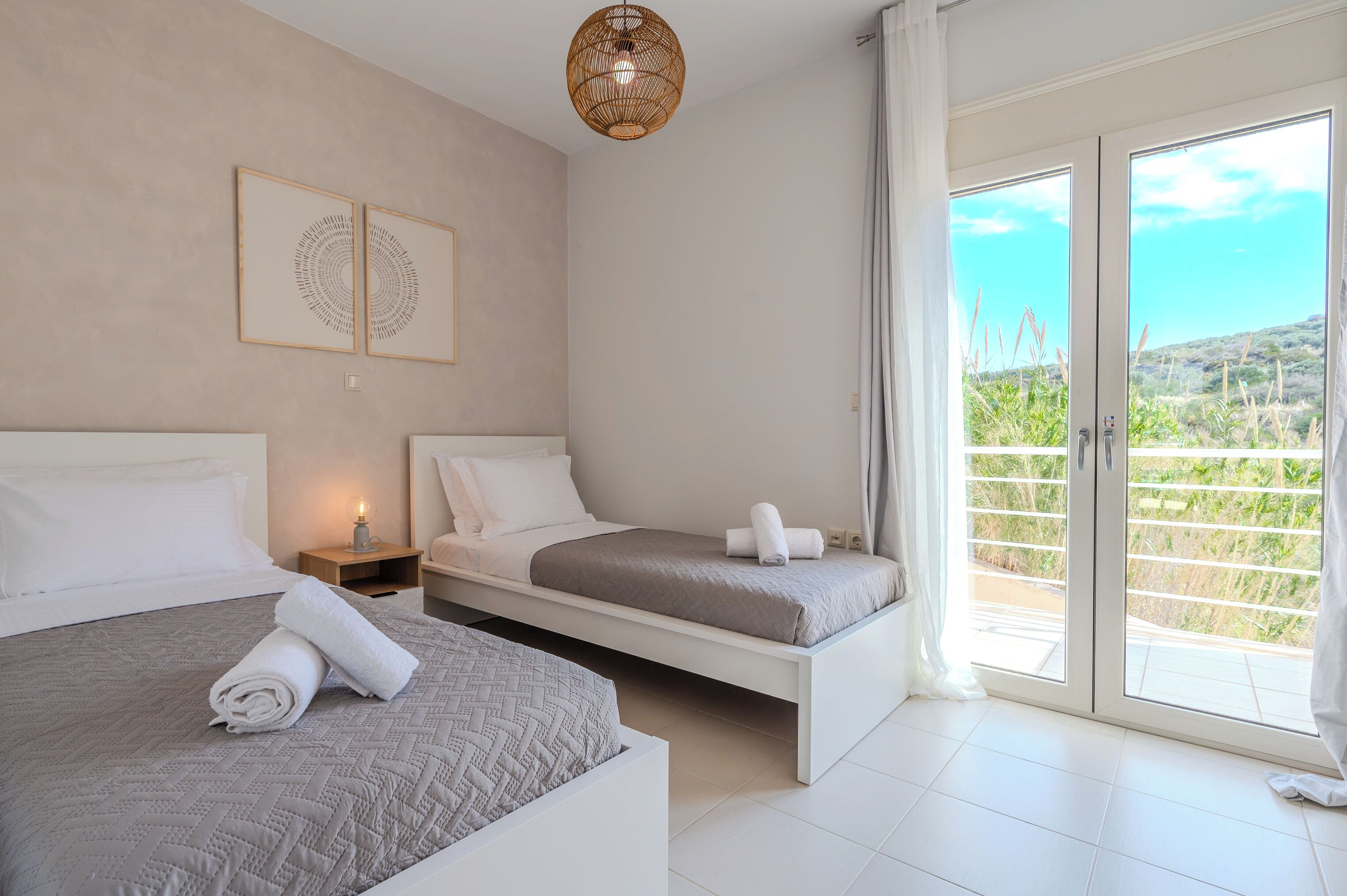 Iron/ironing board, travel crib, free WiFi, bed sheets