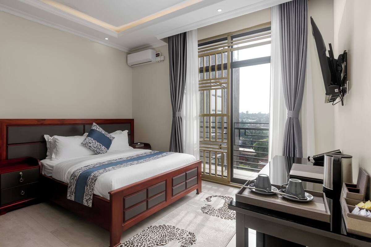 In-room safe, desk, laptop workspace, blackout curtains