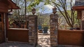Terrace/patio - Secret Romance- Ultimate Mountain Views, Romance, King Suite (Gatlinburg)