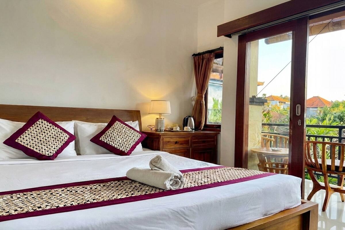 Standard Double Room, City View | Desk, WiFi (free)