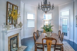 House (4 Bedrooms) | Interior - 4 BR Home w/ Modern Comforts & Park View (Savannah)