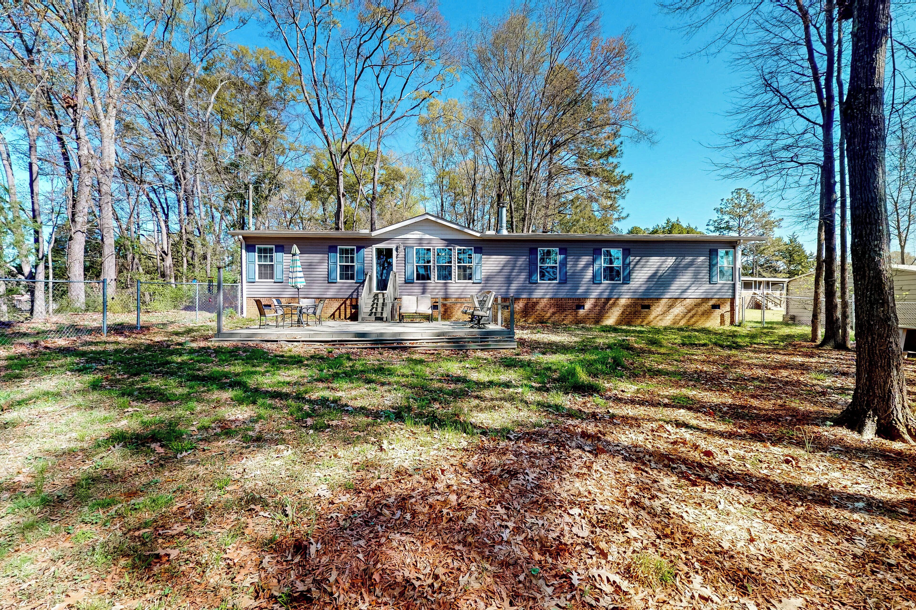 House (4 Bedrooms) | Front of property