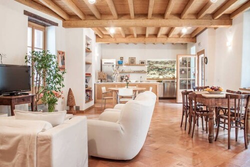 Alla torre del barbarossa B&B Foresteria