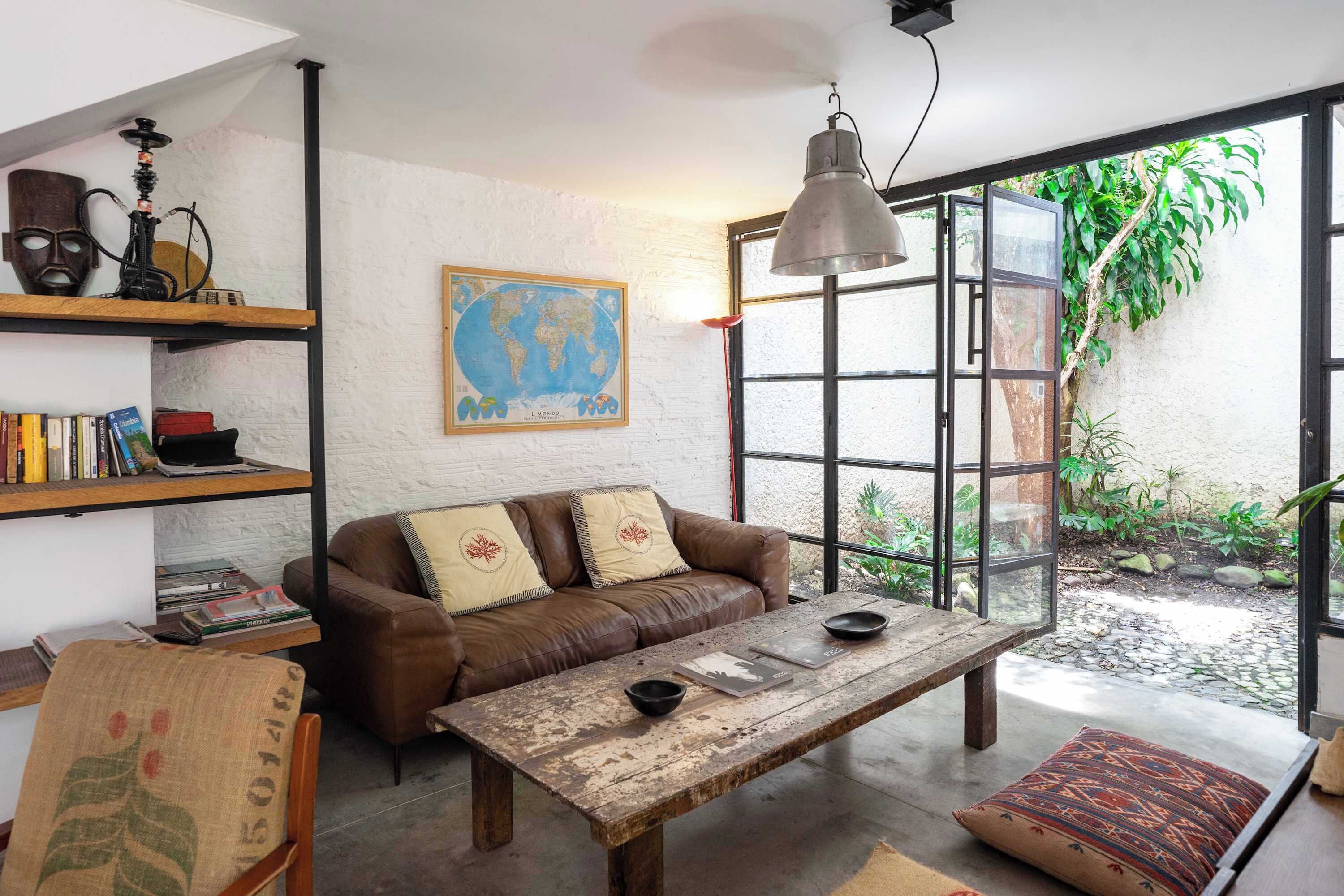 House | 5 bedrooms, Internet