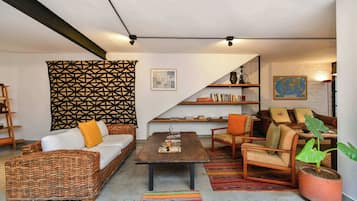 House | 5 bedrooms, Internet