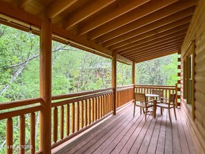 Outdoor dining - 6BR Pool Cabin w/Hot Tub*Theater*Game Room*Privacy (Sevierville)