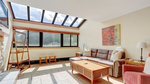 Condo, 1 Bedroom | Living area - Vs551 Village Square 1 Br 1 Ba 1 Bedroom Condo (Copper Mountain)