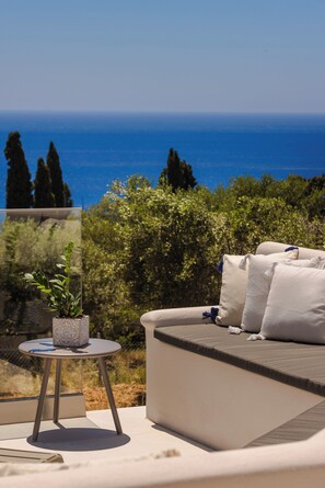 Property grounds - Deos Villa (Argostoli)