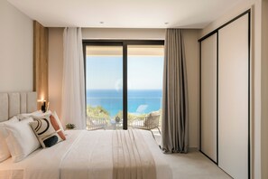 3 chambres, fer et planche à repasser, Wi-Fi, draps fournis