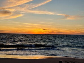 Beach - Welcome to Coastal Breeze Beach Villa surrounded by nature. (Preston Beach)