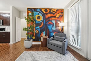 Smart TV, offices