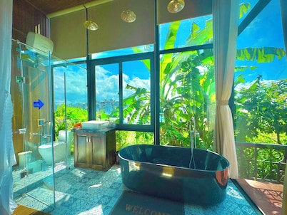 Khu Vuon Cua Nang Le Jardin De Nang