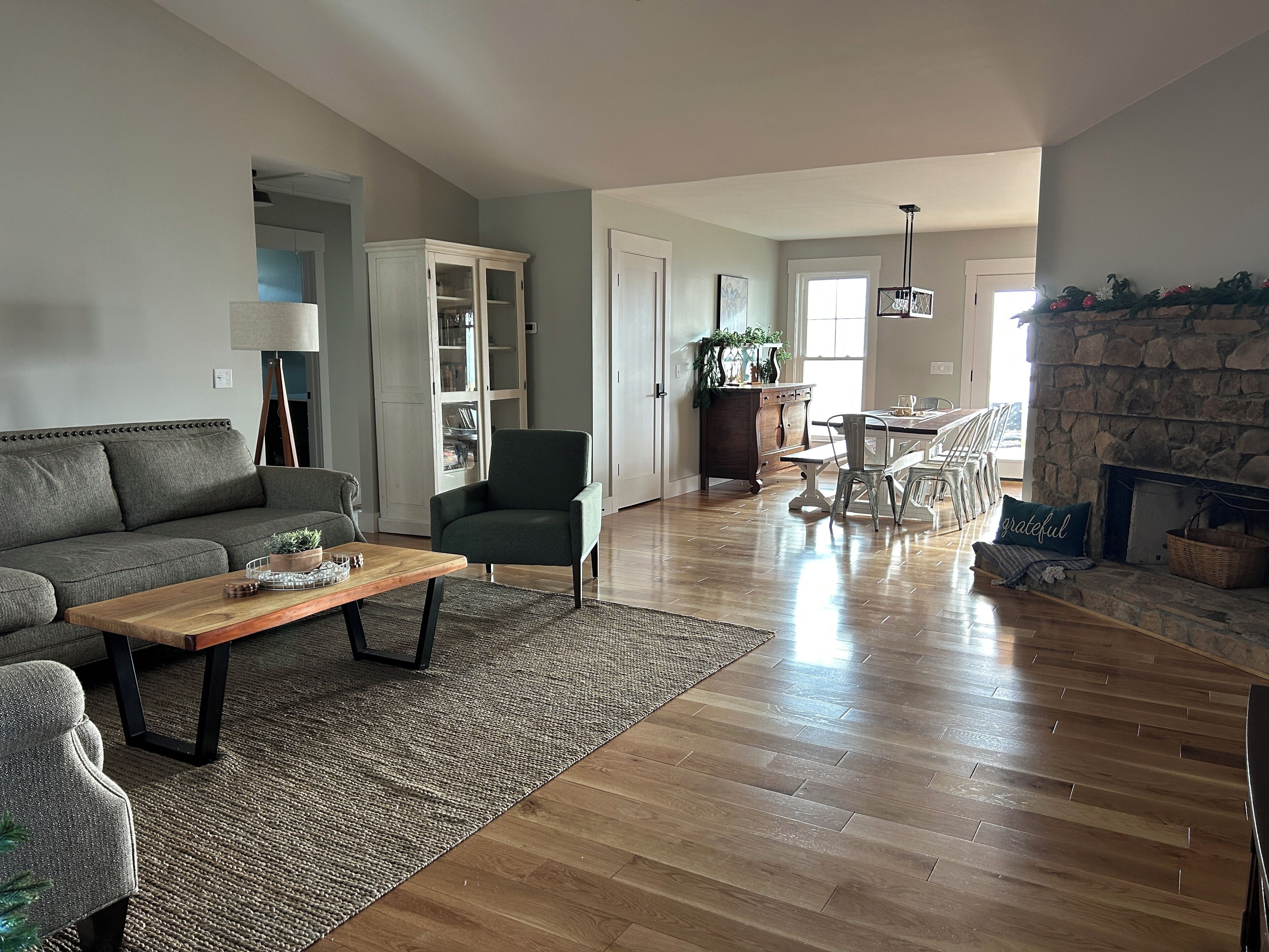 Smart TV, tenis de mesa y libros 