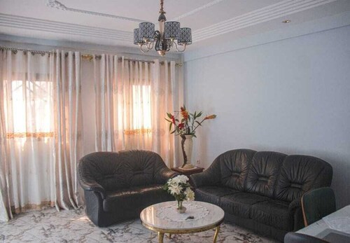 Secure apartment in the heart of yaounde 10m from the tarmac