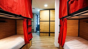 Free WiFi, wheelchair access - Fit Hostel Madrid (Madrid)