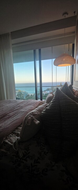 Internet, bed sheets - BEACH, COZY, PERSONAL (Tamarama)