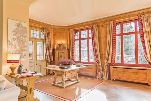 casa storica nel centro di Bever 4 camere