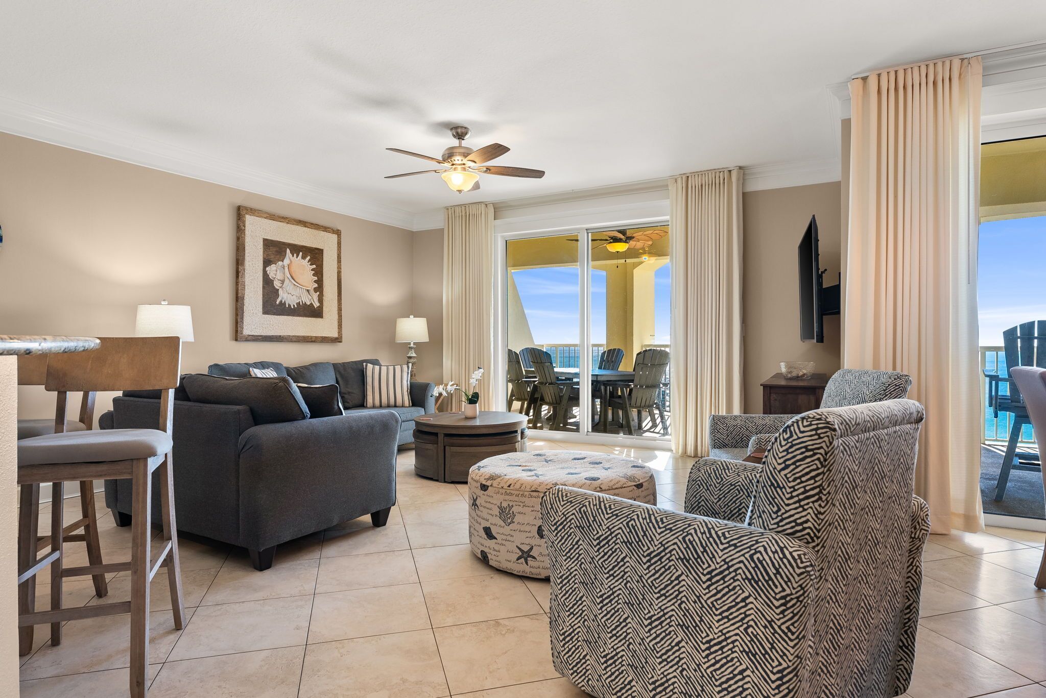 リビング エリア