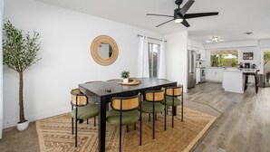 Unclassified image, 3 of 50, button - Stylish Phoenix home | Private pool | Spacious living | Family & sports-friendly | Close to Phoenix Zoo, Desert Botanical Garden, ASU, and State Farm Stadium (Phoenix)